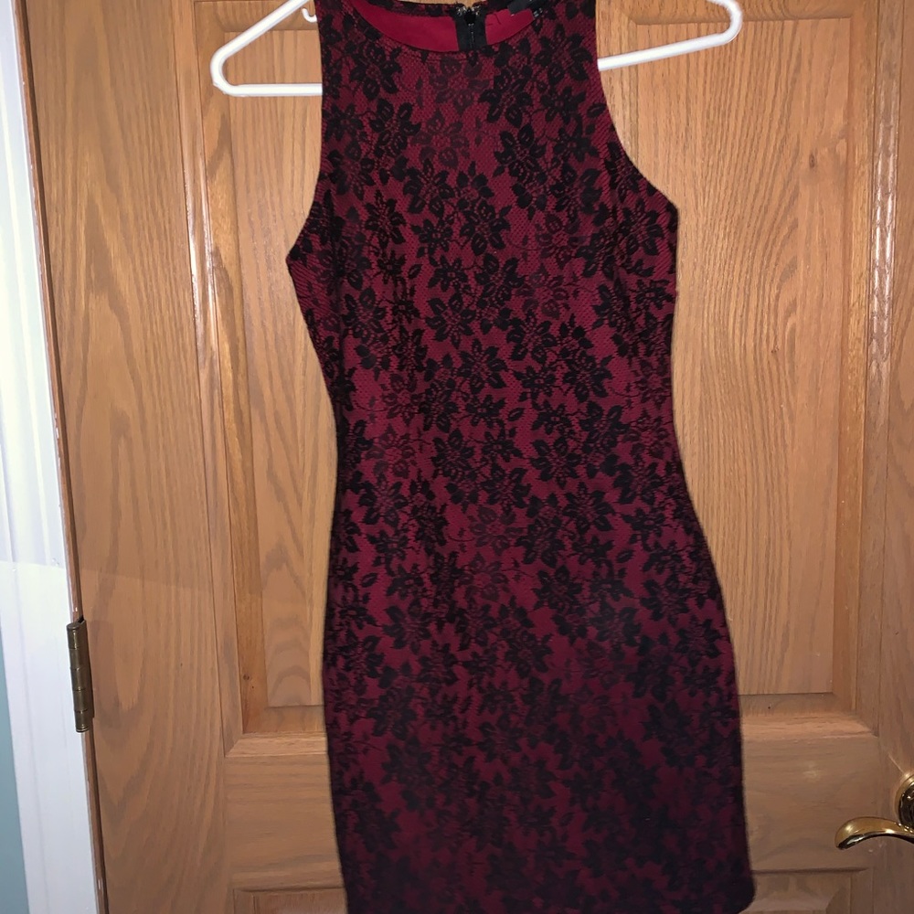 bodycon lace dress